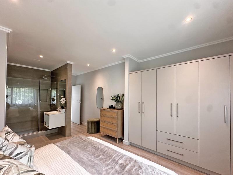 2 Bedroom Property for Sale in Bryanston Gauteng