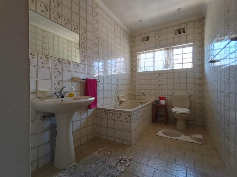3 Bedroom Property for Sale in Dersley Gauteng