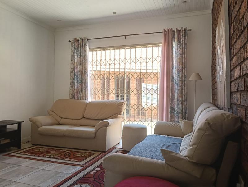 3 Bedroom Property for Sale in Dersley Gauteng