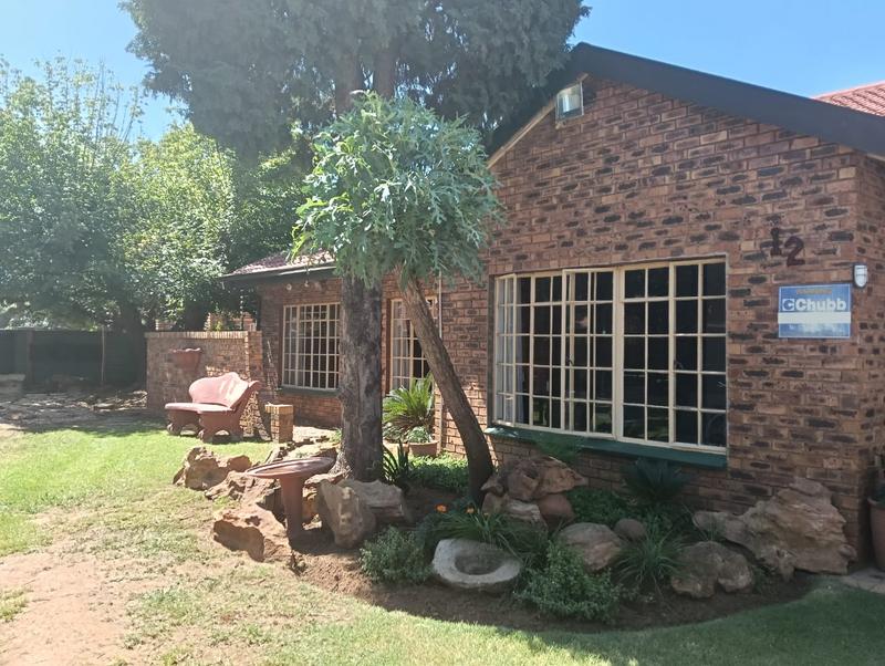 3 Bedroom Property for Sale in Dersley Gauteng