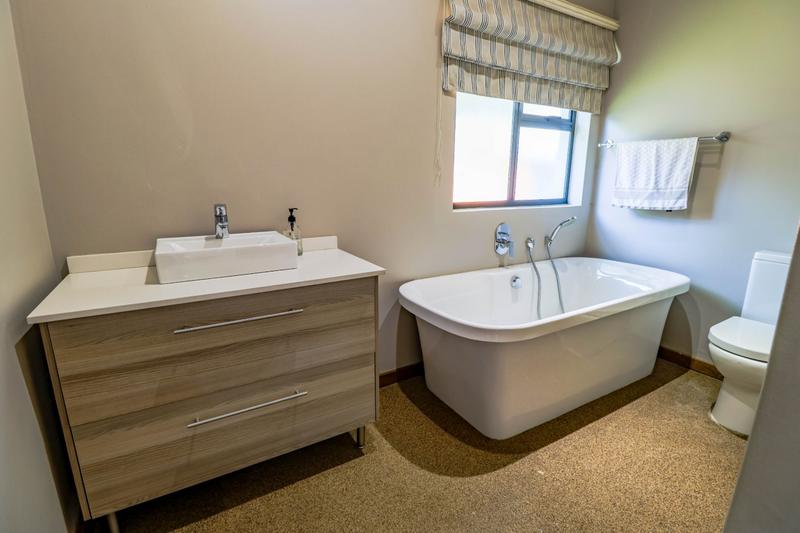 To Let 3 Bedroom Property for Rent in Copperleaf Estate Gauteng