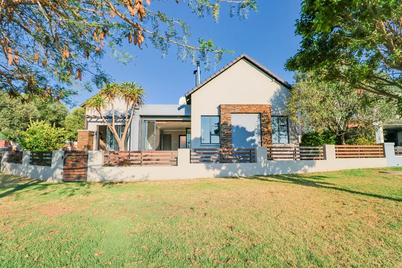 To Let 3 Bedroom Property for Rent in Copperleaf Estate Gauteng