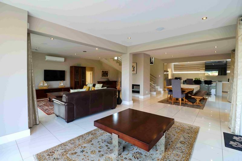 5 Bedroom Property for Sale in Copperleaf Estate Gauteng
