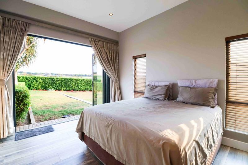 5 Bedroom Property for Sale in Copperleaf Estate Gauteng
