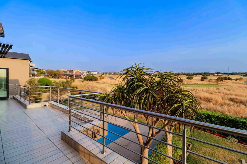 5 Bedroom Property for Sale in Copperleaf Estate Gauteng