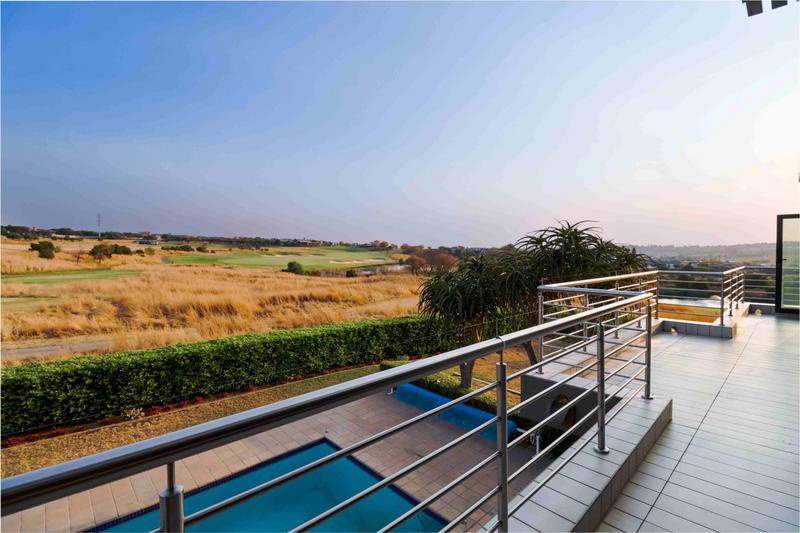 5 Bedroom Property for Sale in Copperleaf Estate Gauteng
