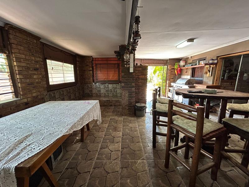 6 Bedroom Property for Sale in Lyttelton Gauteng