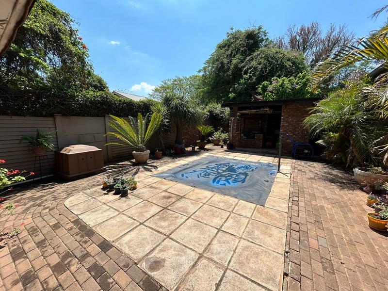 6 Bedroom Property for Sale in Lyttelton Gauteng