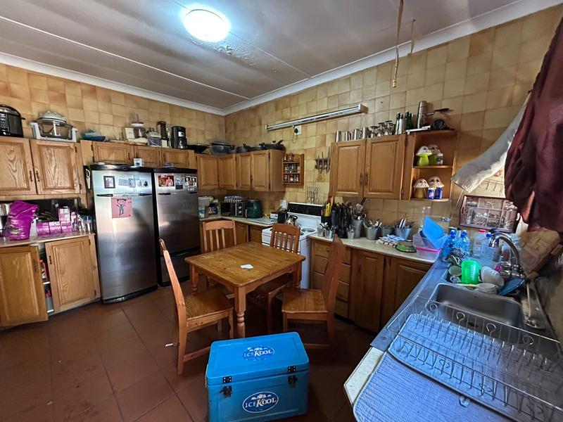 6 Bedroom Property for Sale in Lyttelton Gauteng