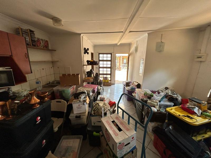 6 Bedroom Property for Sale in Lyttelton Gauteng