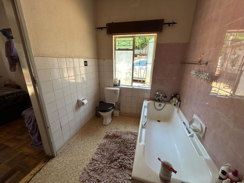 6 Bedroom Property for Sale in Lyttelton Gauteng