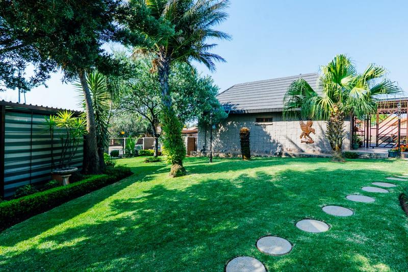3 Bedroom Property for Sale in Wierda Park Gauteng
