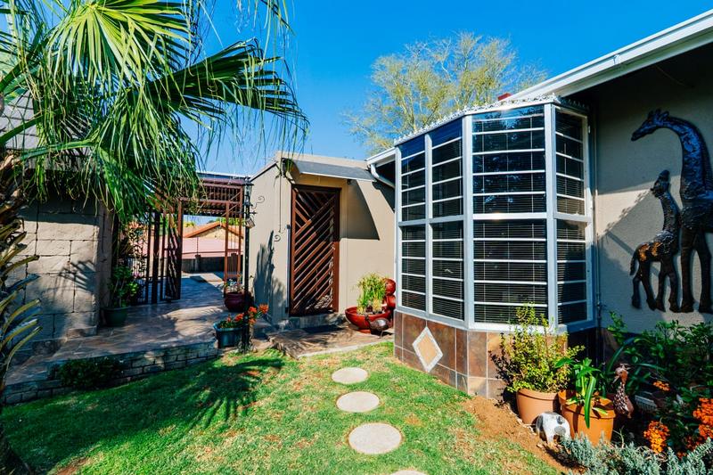 3 Bedroom Property for Sale in Wierda Park Gauteng