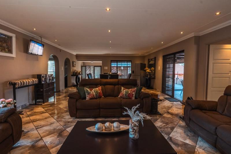 3 Bedroom Property for Sale in Wierda Park Gauteng