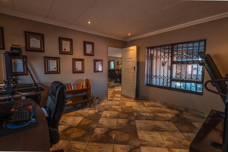 3 Bedroom Property for Sale in Wierda Park Gauteng