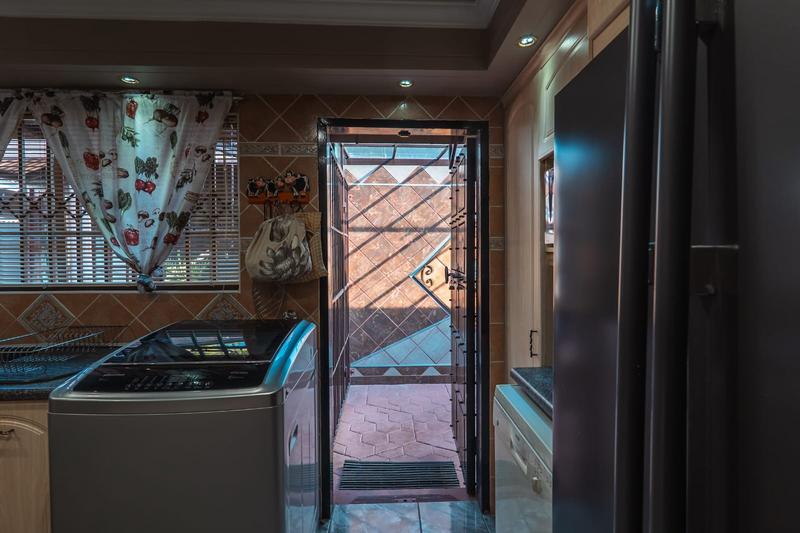3 Bedroom Property for Sale in Wierda Park Gauteng