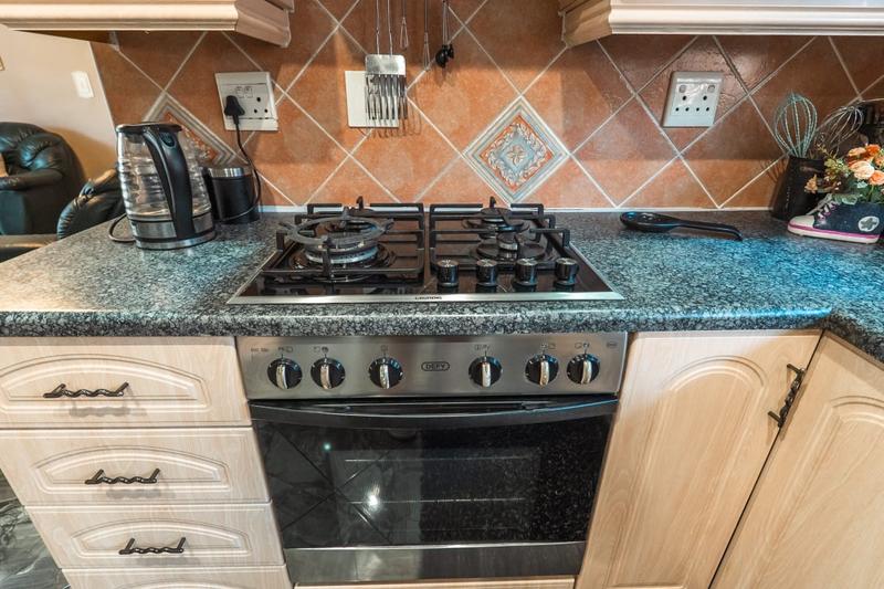 3 Bedroom Property for Sale in Wierda Park Gauteng