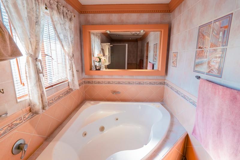 3 Bedroom Property for Sale in Wierda Park Gauteng