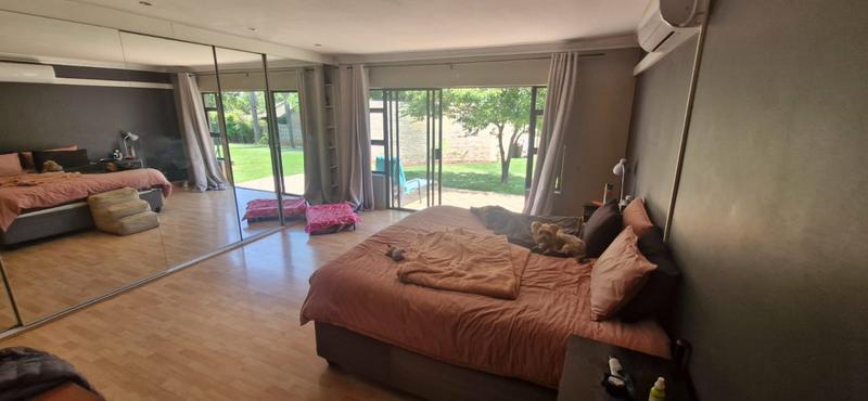 8 Bedroom Property for Sale in Raslouw A H Gauteng