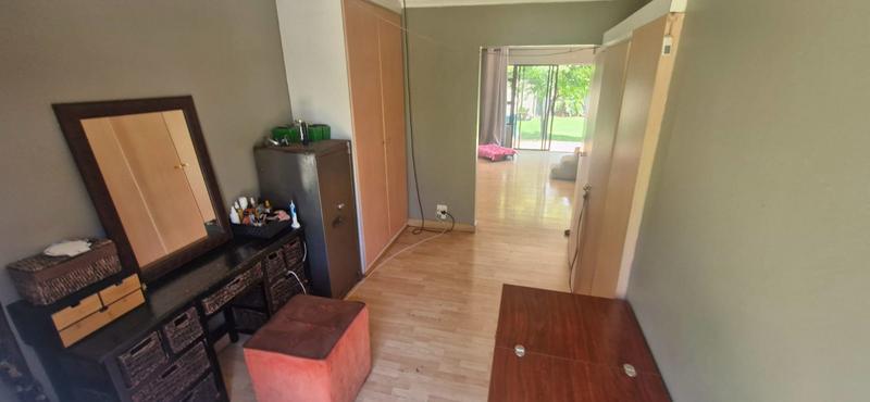8 Bedroom Property for Sale in Raslouw A H Gauteng