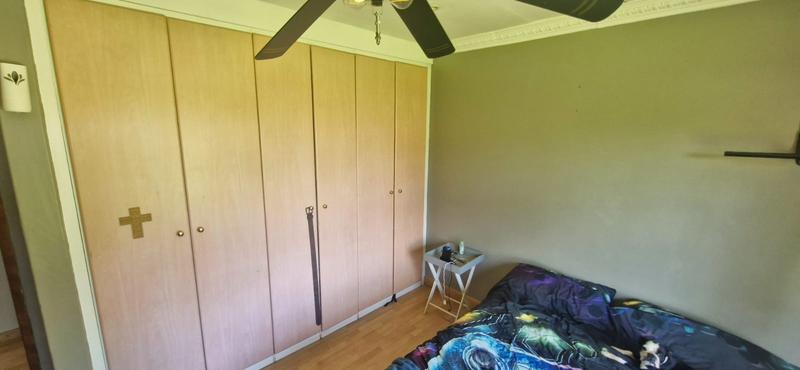 8 Bedroom Property for Sale in Raslouw A H Gauteng