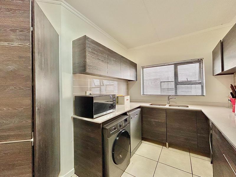 To Let 3 Bedroom Property for Rent in Petervale Gauteng