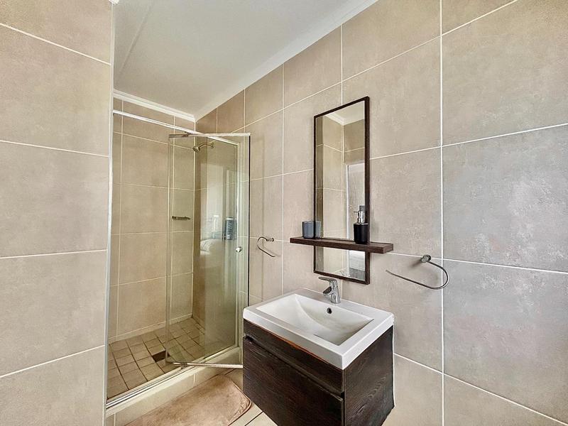 To Let 3 Bedroom Property for Rent in Petervale Gauteng