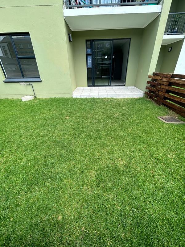 To Let 2 Bedroom Property for Rent in Silver Lakes Gauteng