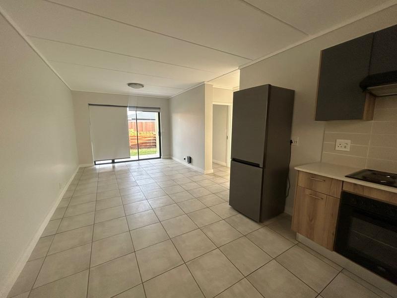 To Let 2 Bedroom Property for Rent in Silver Lakes Gauteng