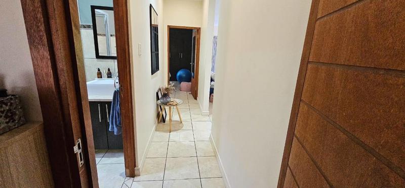 To Let 2 Bedroom Property for Rent in Pretorius Park Gauteng