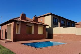 To Let 2 Bedroom Property for Rent in Pretorius Park Gauteng