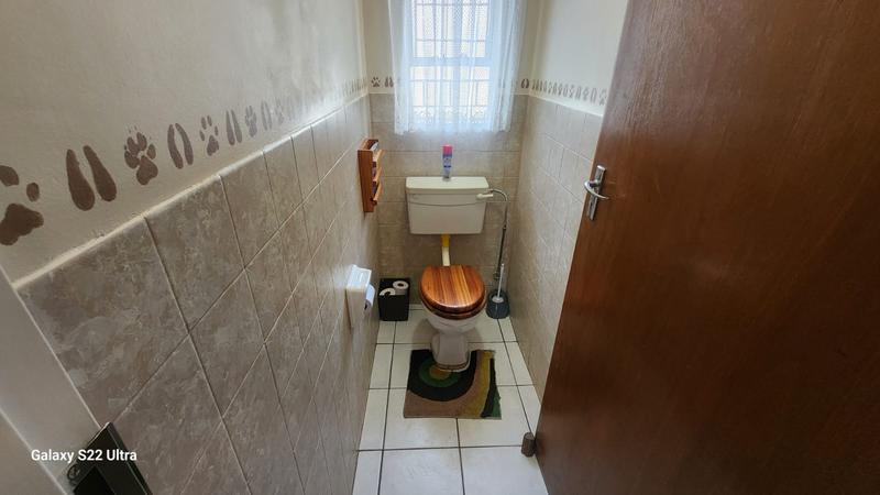 4 Bedroom Property for Sale in Greenhills Gauteng