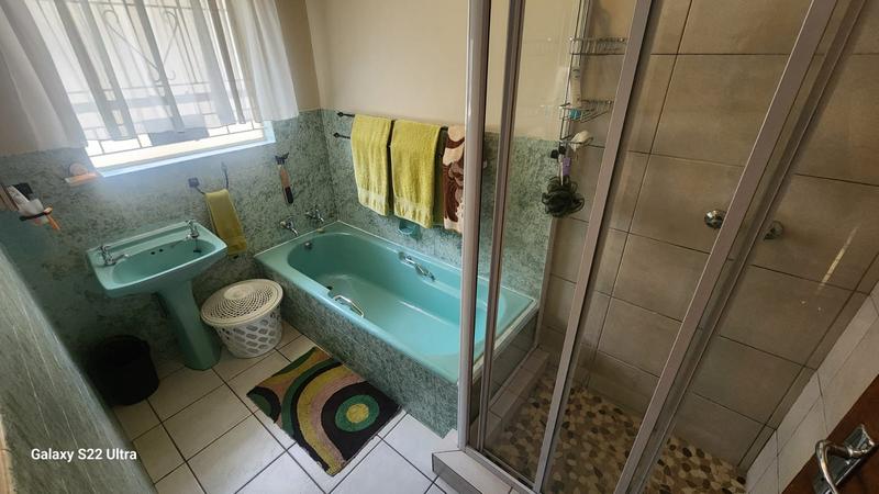 4 Bedroom Property for Sale in Greenhills Gauteng