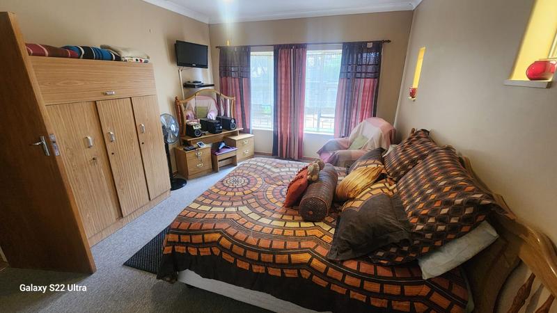 4 Bedroom Property for Sale in Greenhills Gauteng