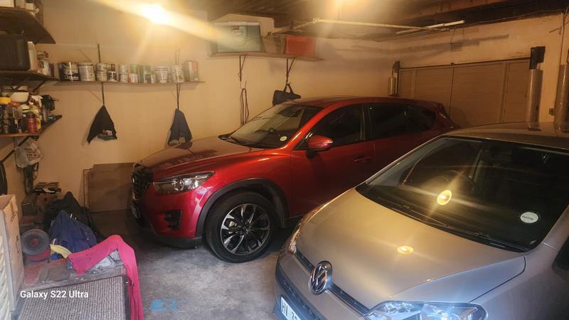 4 Bedroom Property for Sale in Greenhills Gauteng