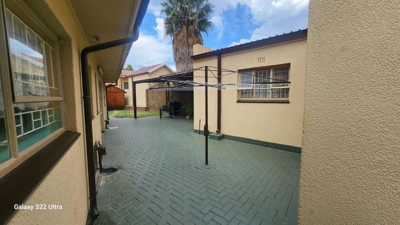 4 Bedroom Property for Sale in Greenhills Gauteng