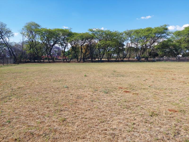 6 Bedroom Property for Sale in Strydfontein and surrounds Gauteng