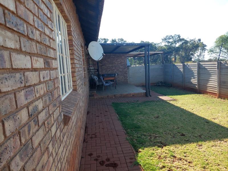 6 Bedroom Property for Sale in Strydfontein and surrounds Gauteng