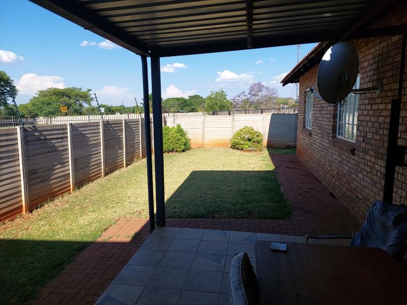 6 Bedroom Property for Sale in Strydfontein and surrounds Gauteng