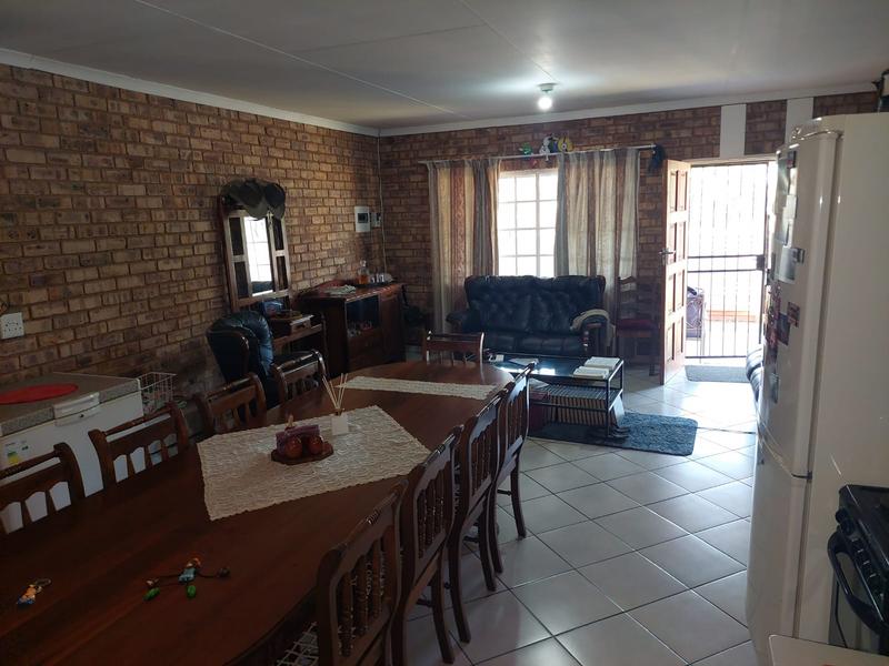 6 Bedroom Property for Sale in Strydfontein and surrounds Gauteng