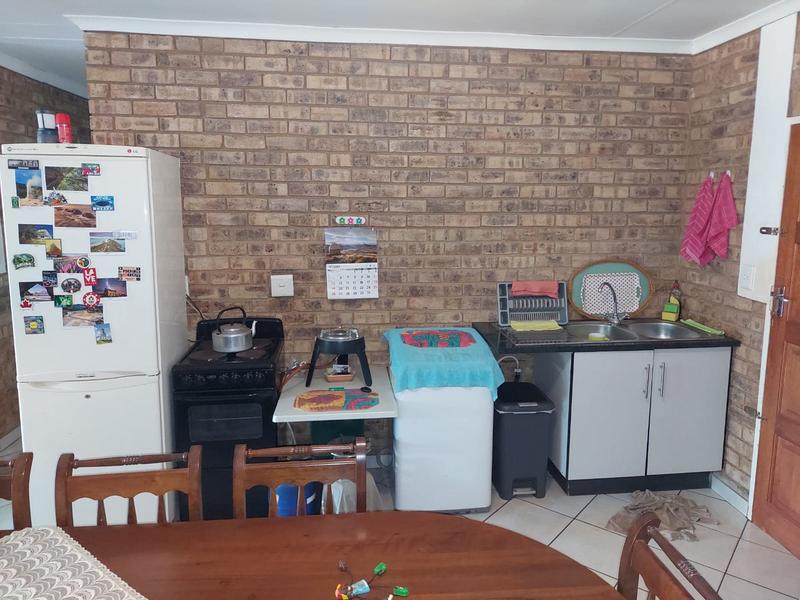 6 Bedroom Property for Sale in Strydfontein and surrounds Gauteng