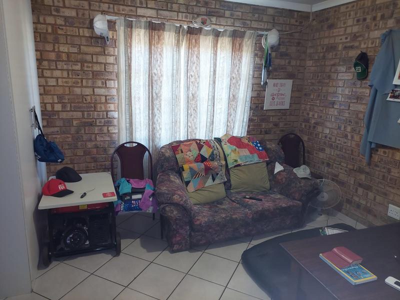 6 Bedroom Property for Sale in Strydfontein and surrounds Gauteng