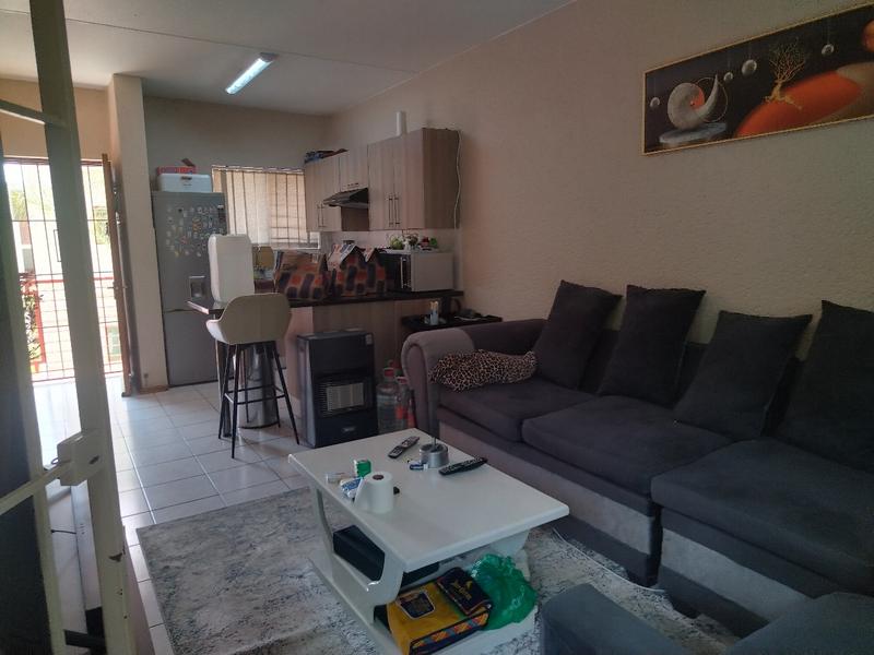 1 Bedroom Property for Sale in Westdene Gauteng