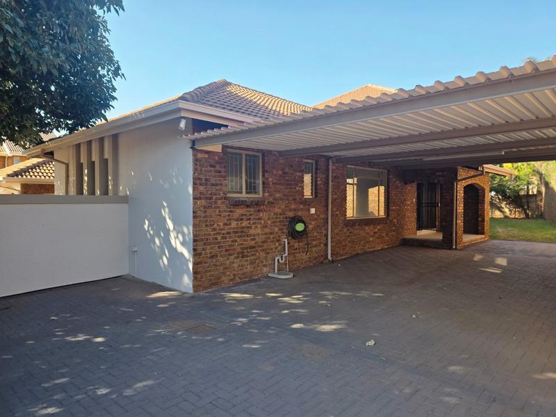 6 Bedroom Property for Sale in Wonderboom Gauteng