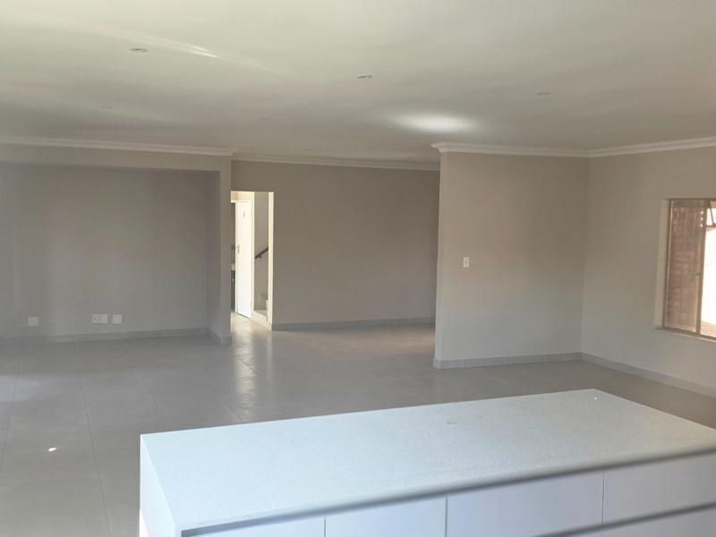 6 Bedroom Property for Sale in Wonderboom Gauteng