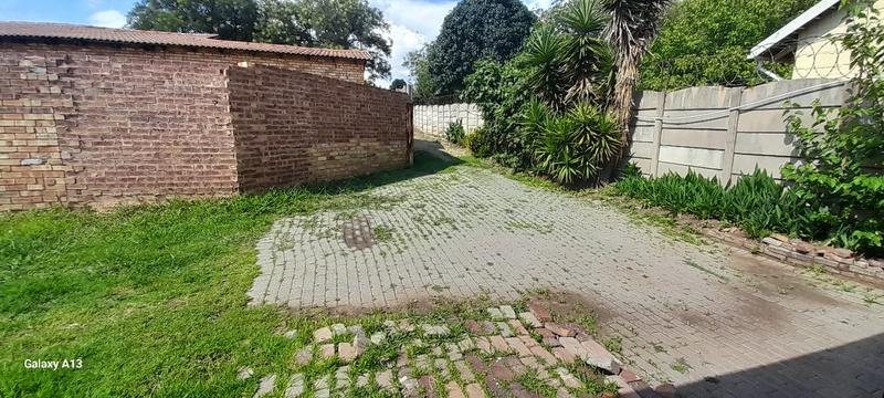 To Let 1 Bedroom Property for Rent in Witfield Gauteng