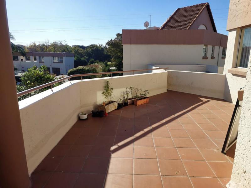 1 Bedroom Property for Sale in Bedfordview Gauteng
