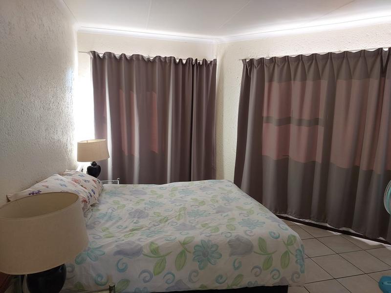 1 Bedroom Property for Sale in Bedfordview Gauteng