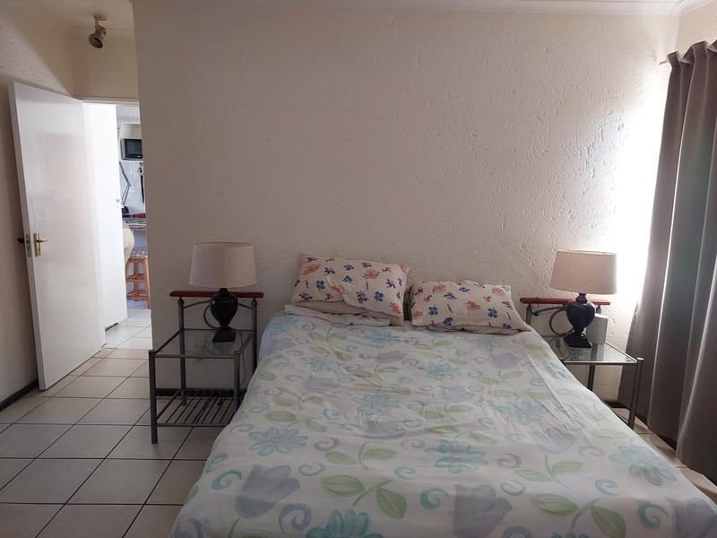 1 Bedroom Property for Sale in Bedfordview Gauteng