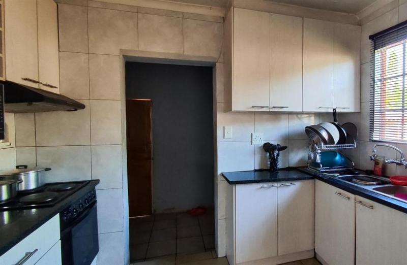 4 Bedroom Property for Sale in Terenure Gauteng